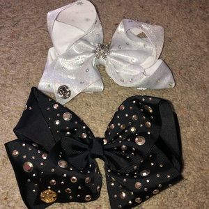 Limited edition Jojo Siwa hairbows